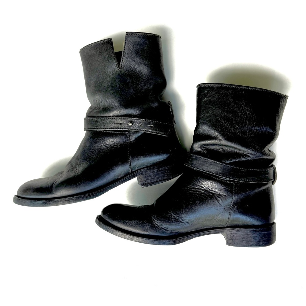Beautiful Italian Leather Boots 7 - Picture 2 of 6